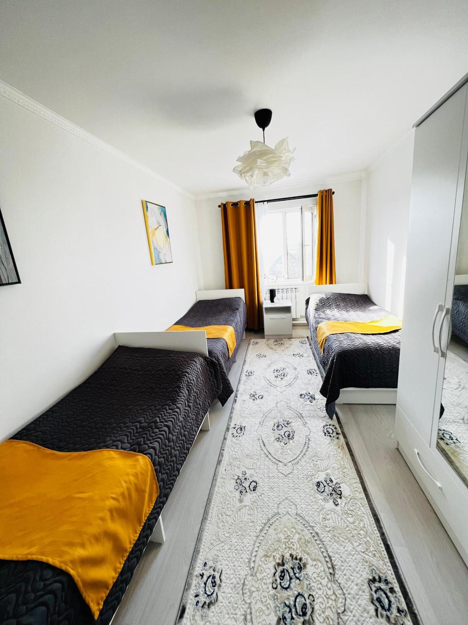 Guesthouse Greathome Karakol Exterior photo